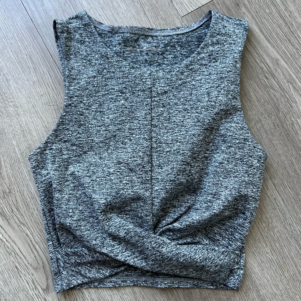 JOAH BROWN twist cropped top- XS/S